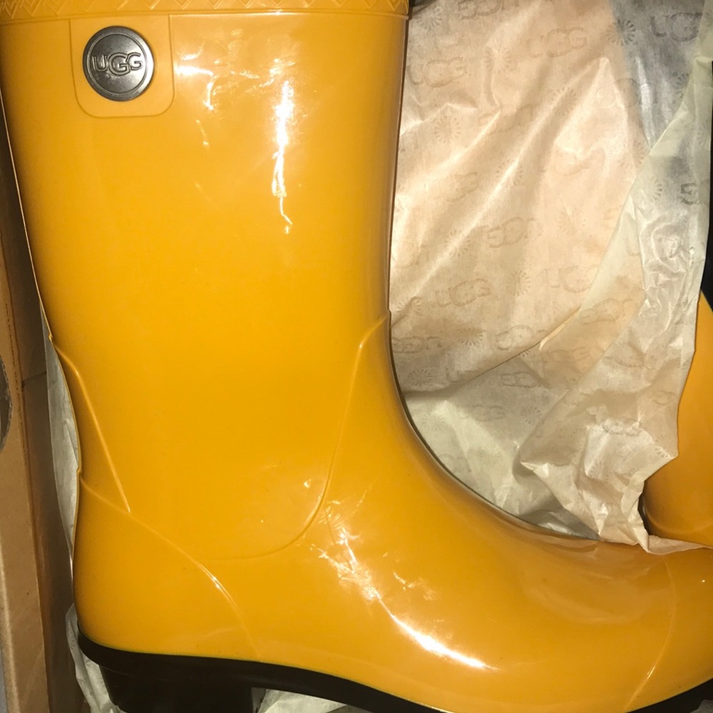 Rain boots